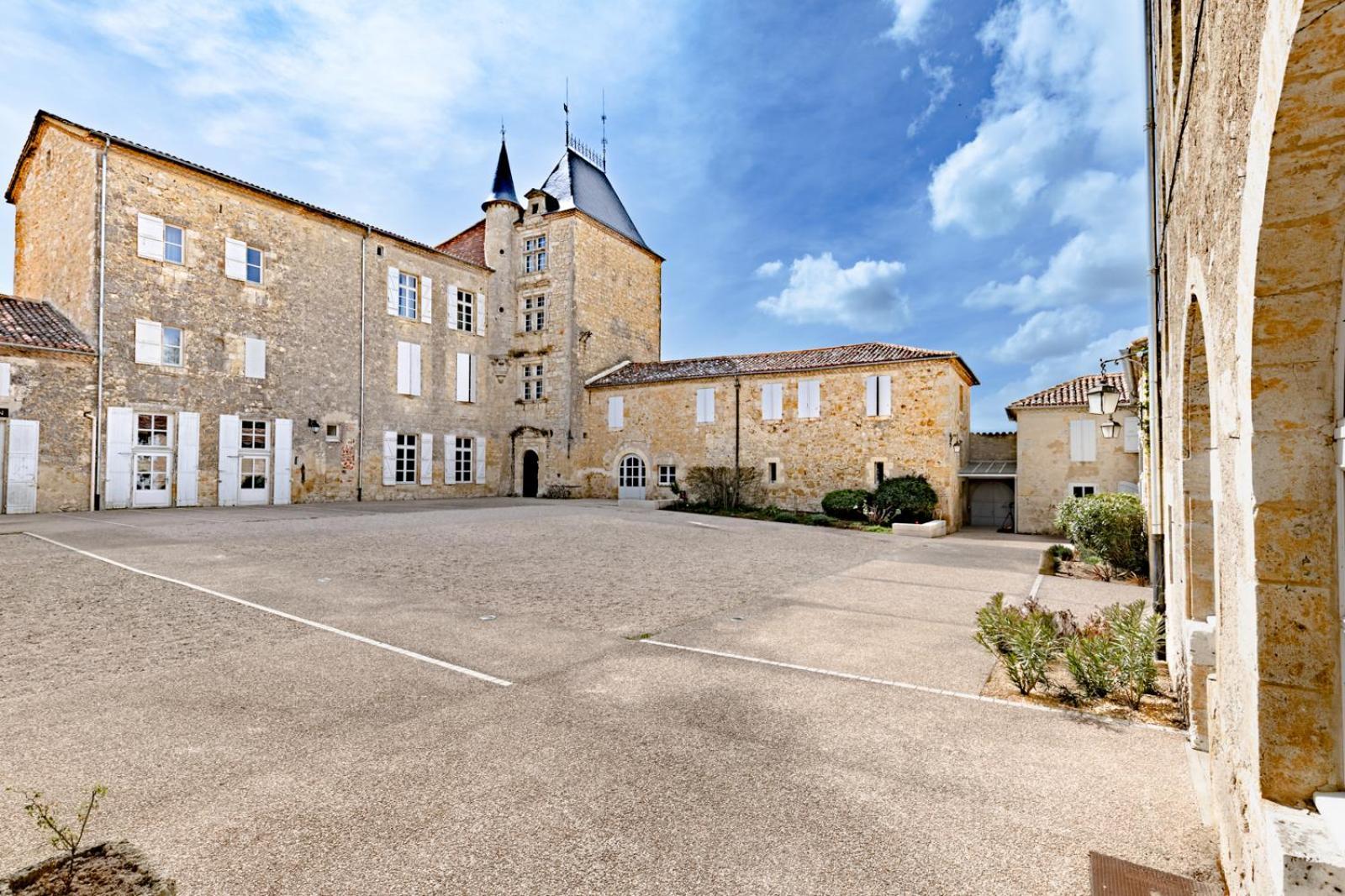 Chateau De Mons Armagnac Caussens Екстериор снимка